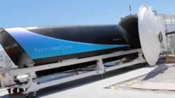 Hyperloop One, Startup Transportasi Cepat, Akhirnya Ditutup - picture owner: extremetech - pibitek.biz - Karyawan
