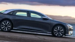 Lucid Ingin Jual Mobil Listrik Murah Tahun 2030 - picture from: thedrive - pibitek.biz - Tesla