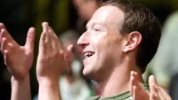 103 Miliar, Pengeluaran Meta untuk Mark Zuckerberg - the picture via: thestreet - pibitek.biz - User