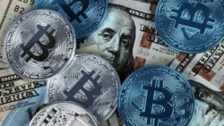 Spekulasi Pasar Kripto Terpicu oleh Pelepasan Grayscale Bitcoin ETF - photo source: marketbusinessnews - pibitek.biz - USD