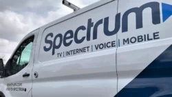 Spectrum Luncurkan Promo Gila Untuk Tarik Pelanggan Baru - photo owner: androidauthority - pibitek.biz - Amerika Serikat