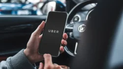 Uber Gunakan ChatGPT untuk Tingkatkan Adopsi Mobil Listrik - image origin: techradar - pibitek.biz - Teknologi